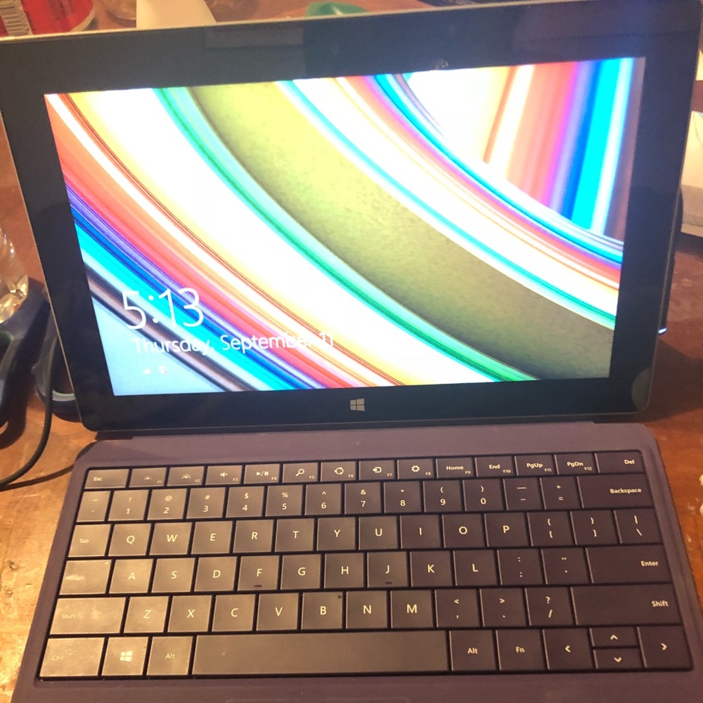 Microsoft Surface 2 - Picture 2 of 6